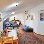 Karluv Apartmán *