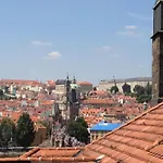 Karluv Apartmán *