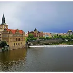 Karluv Prága