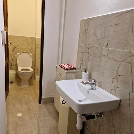 Apartament Karluv
